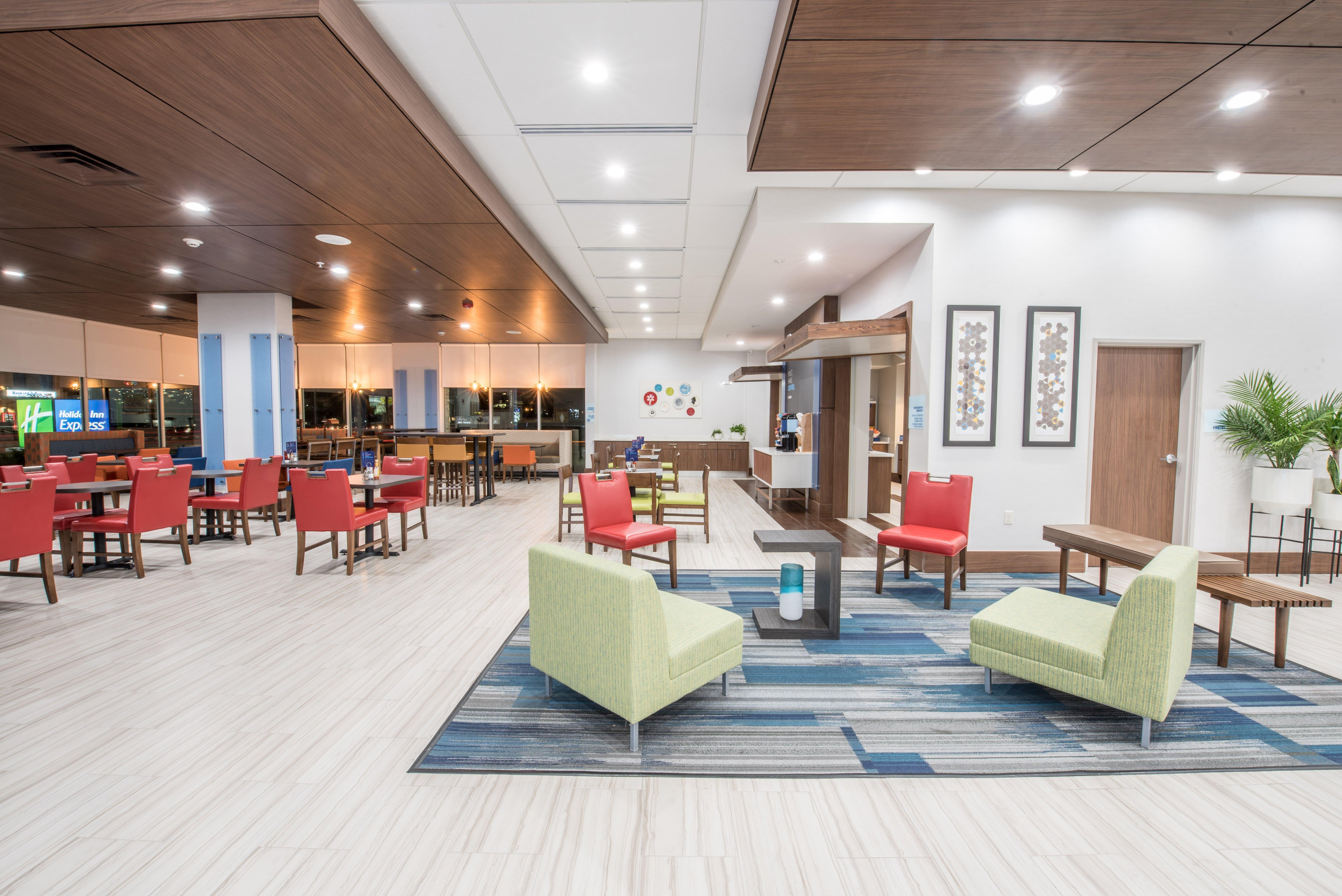 Holiday Inn Express & Suites - Houston Westchase - Westheimer By Ihg Exterior photo